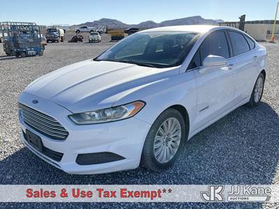 2015 Ford Fusion Hybrid 4-Door Sedan