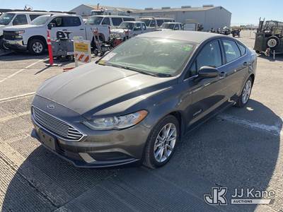 2017 Ford Fusion Hybrid 4-Door Sedan