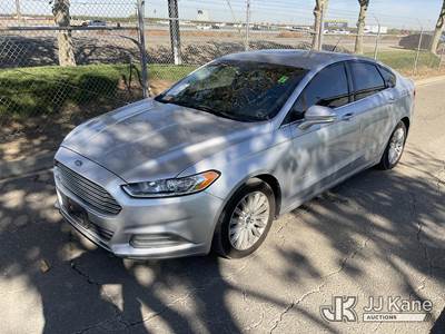 2013 Ford Fusion Hybrid 4-Door Sedan
