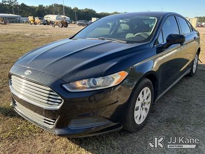 2013 Ford Fusion 4-Door Sedan
