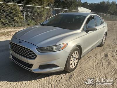 2013 Ford Fusion 4-Door Sedan