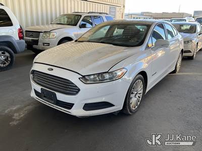 2015 Ford Fusion Hybrid 4-Door Sedan