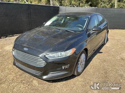 2015 Ford Fusion Hybrid S 4-Door Sedan