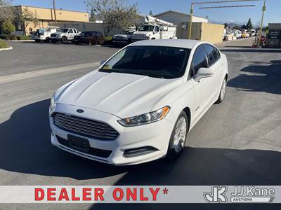 2016 Ford Fusion Hybrid 4-Door Sedan