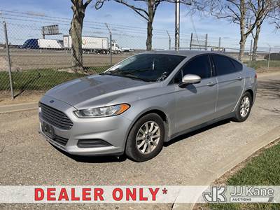 2016 Ford Fusion 4-Door Sedan
