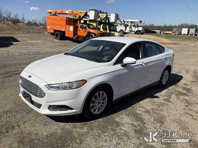 2015 Ford Fusion 4-Door Sport Utility Vehicle