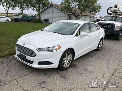 2013 Ford Fusion SE 4-Door Sedan