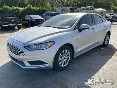 2017 Ford Fusion 4-Door Sedan