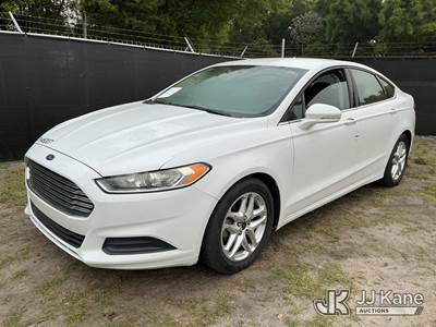 2014 Ford Fusion SE 4-Door Sedan