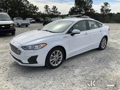 2019 Ford Fusion SE 4-Door Sedan