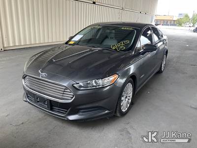 2015 Ford Fusion Hybrid S 4-Door Sedan