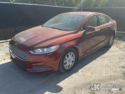 2014 Ford Fusion 4-Door Sedan