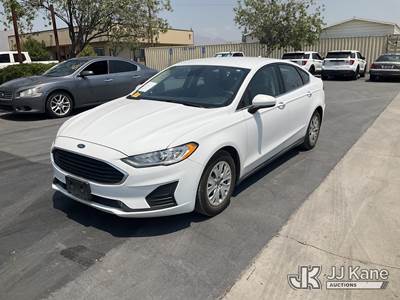 2020 Ford Fusion 4-Door Sedan