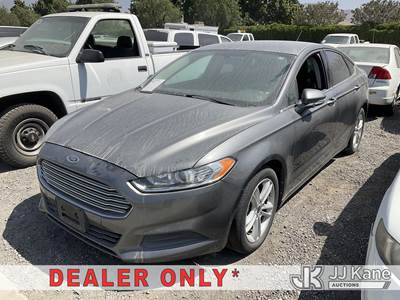 2014 Ford Fusion SE 4-Door Hybrid Sedan