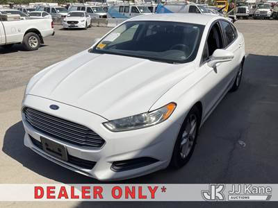 2016 Ford Fusion SE 4-Door Sedan