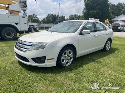 2010 Ford Fusion SE 4-Door Sedan