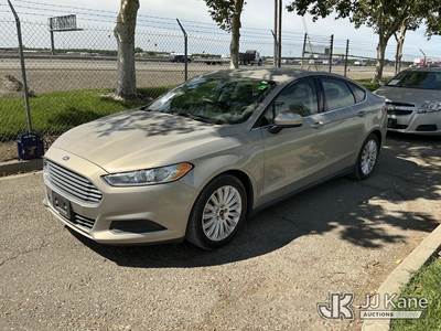 2016 Ford Fusion Hybrid S 4-Door Sedan