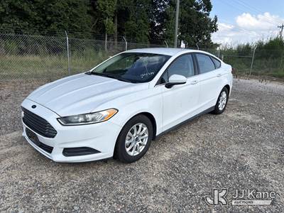 2015 Ford Fusion 4-Door Sedan