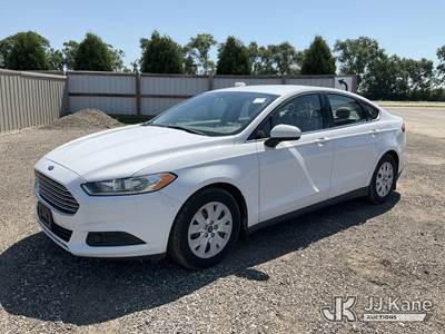 2014 Ford Fusion 4-Door Sedan