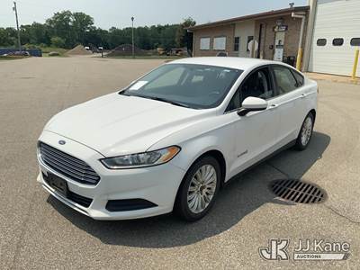 2015 Ford Fusion Hybrid S 4-Door Sedan