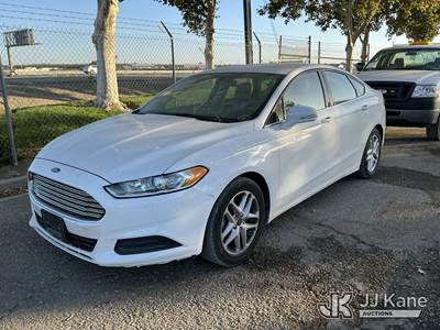 2013 Ford Fusion 4-Door Sedan