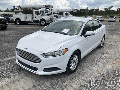 2016 Ford Fusion S 4-Door Sedan