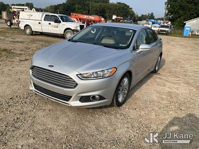 2015 Ford Fusion Energi 4-Door Sedan