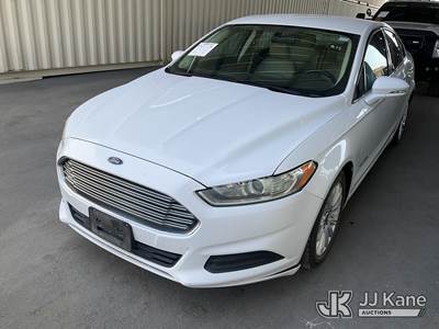2016 Ford Fusion 4-Door Sedan