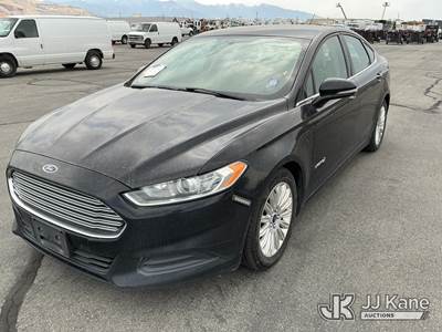 2016 Ford Fusion Hybrid 4-Door Sedan