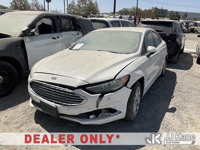 2017 Ford Fusion 4-Door Hybrid Sedan