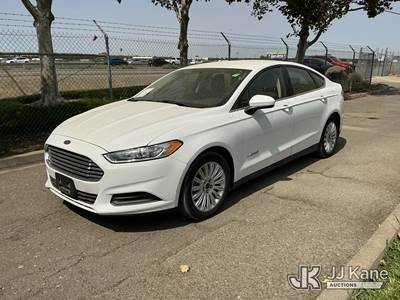 2014 Ford Fusion Hybrid S 4-Door Sedan
