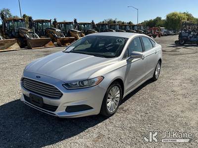 2013 Ford Fusion Hybrid SE 4-Door Sedan