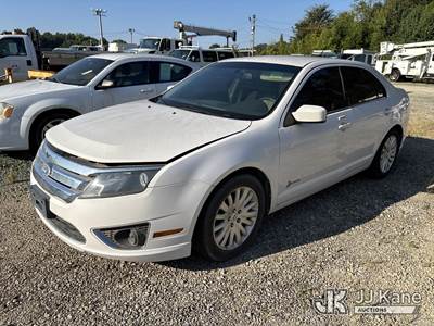 2011 Ford Fusion Hybrid 4-Door Sedan