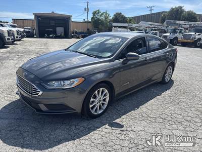 2017 Ford Fusion Hybrid 4-Door Sedan