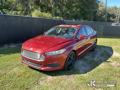 2013 Ford Fusion 4-Door Sedan