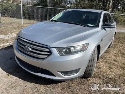 2017 Ford Taurus 4-Door Sedan