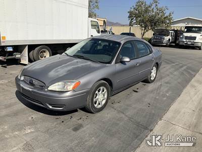 2007 Ford Taurus 4-Door Sedan