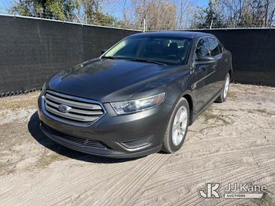 2017 Ford Taurus 4-Door Sedan