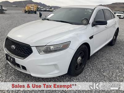 2013 Ford Taurus Police FWD 4-Door Sedan