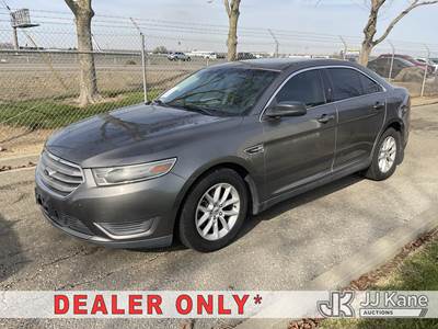 2013 Ford Taurus 4-Door Sedan