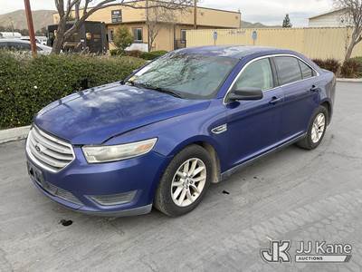 2013 Ford Taurus 4-Door Sedan
