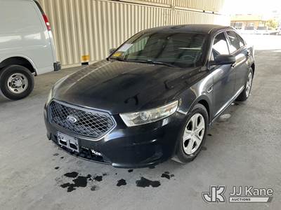 2013 Ford Taurus Police FWD 4-Door Sedan