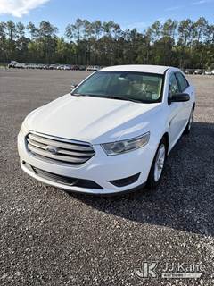 2015 Ford Taurus 4-Door Sedan