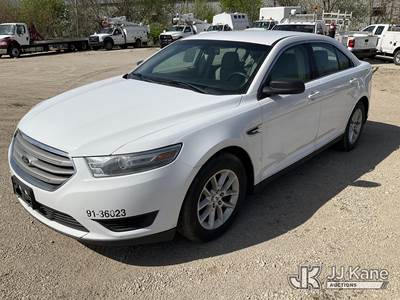 2013 Ford Taurus 4-Door Sedan