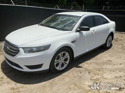 2018 Ford Taurus 4-Door Sedan