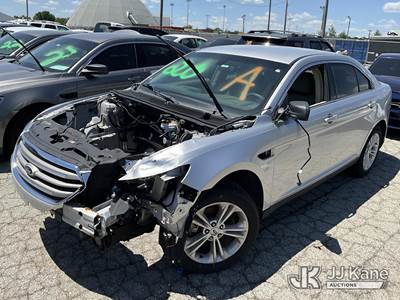 2016 Ford Taurus 4-Door Sedan
