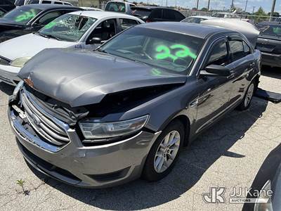 2013 Ford Taurus 4-Door Sedan