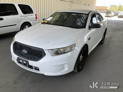 2013 Ford Taurus Police 4-Door Sedan