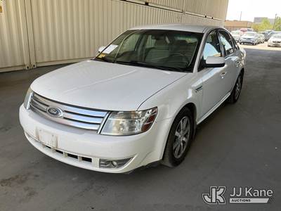 2008 Ford Taurus 4-Door Sedan