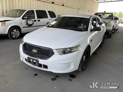 2015 Ford Taurus Police 4-Door Sedan